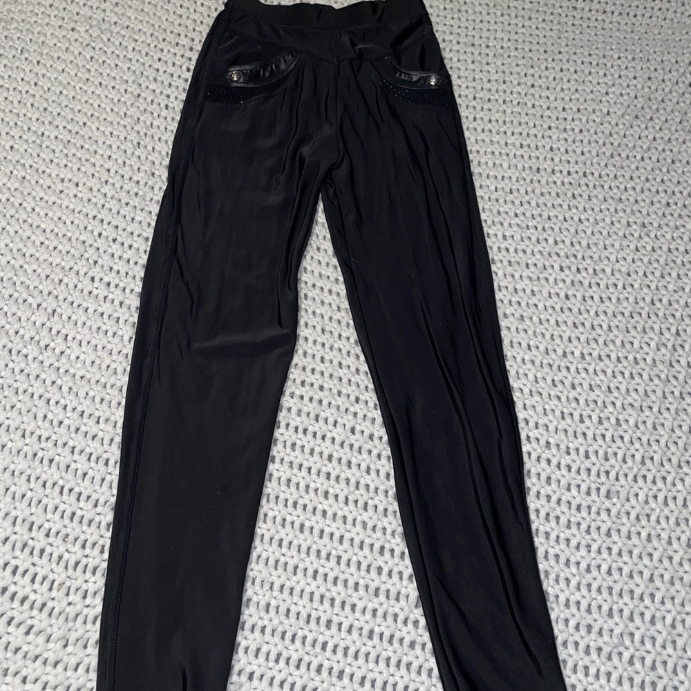 Black dressy leggings.